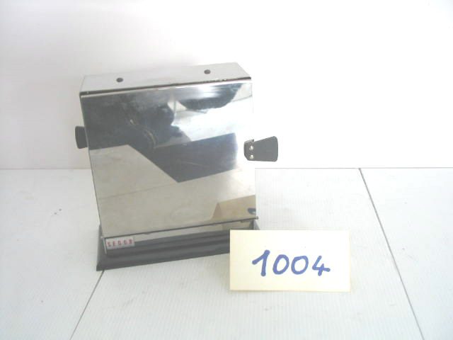  Collection ASPEG, pièce numéro 1004 : Grille pain électrique