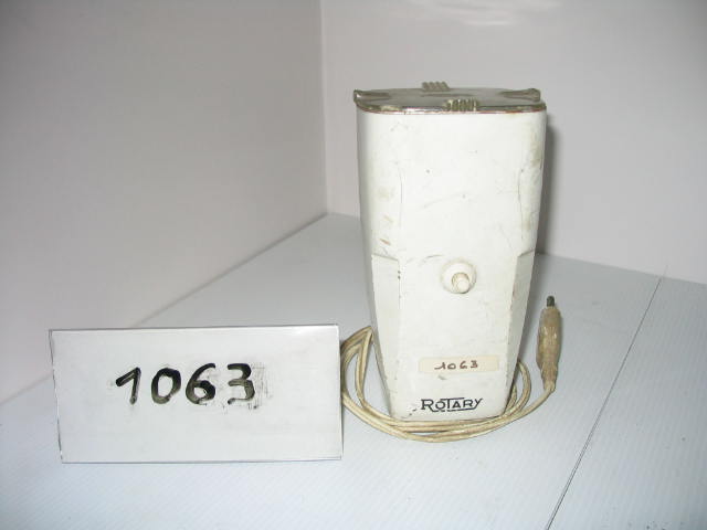  Collection ASPEG, pièce numéro 1063 : Moulin à café