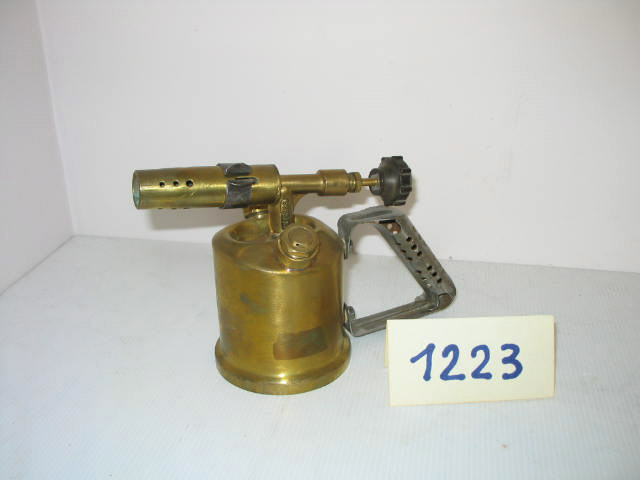  Collection ASPEG, pièce numéro 1223 : Lampe à souder de gazier