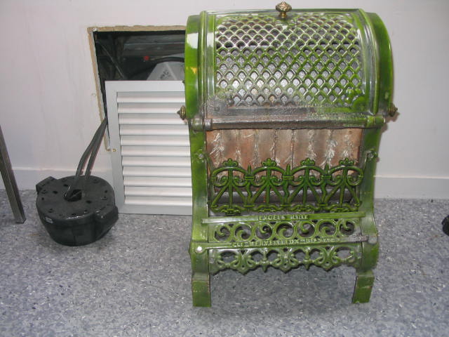  Collection ASPEG, pièce numéro 1339 : Radiateur à Gaz Engels 