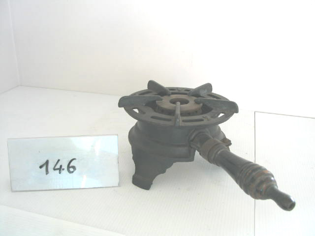  Collection ASPEG, pièce numéro 146 : Réchaud à gaz portatif