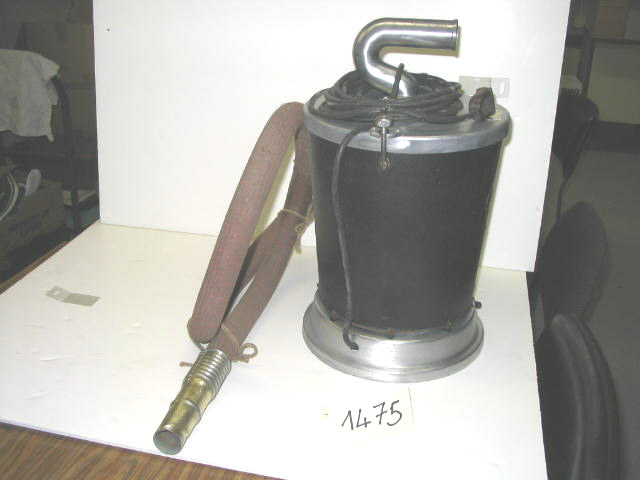  Collection ASPEG, pièce numéro 1475 : Aspirateur ASPIRON