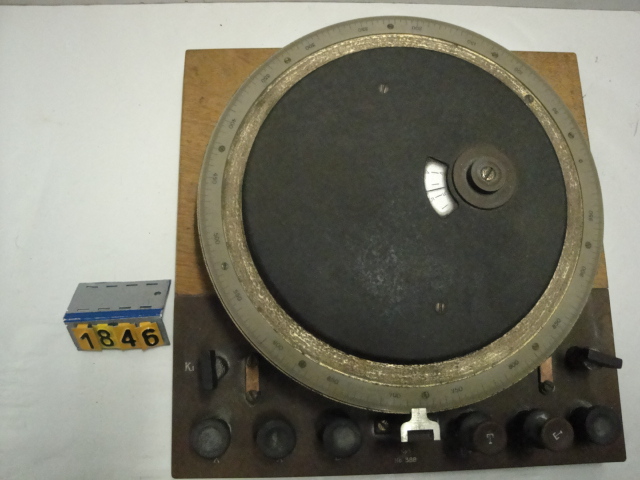  Collection ASPEG, pièce numéro 1846 : Appareil de mesure Pont de mesure de résistance