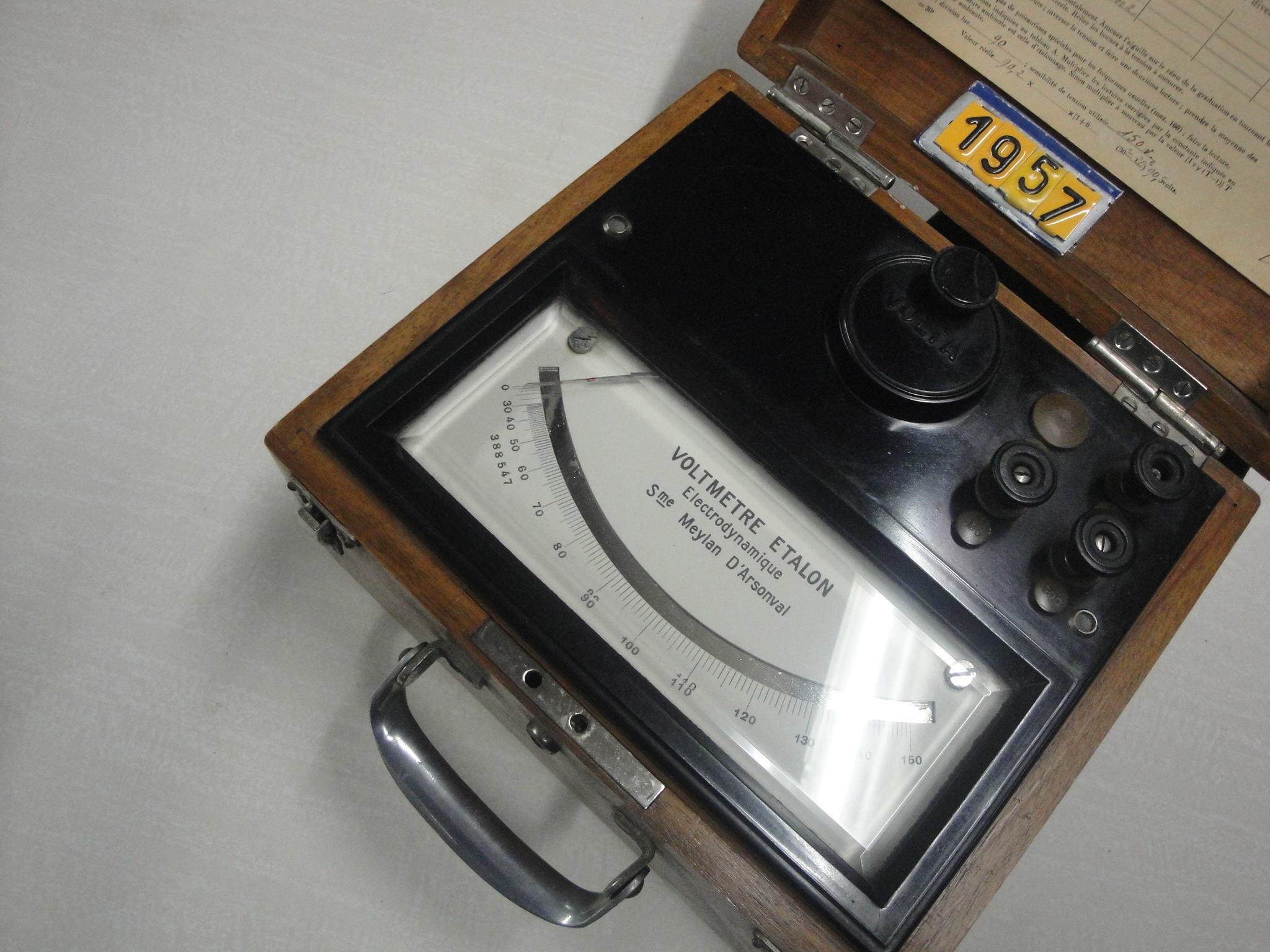  Collection ASPEG, pièce numéro 1957 : Voltmetre étalon