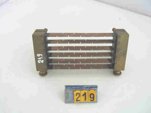  Collection ASPEG, pièce numéro 219 : Shunt pour ampèremètre 500A
