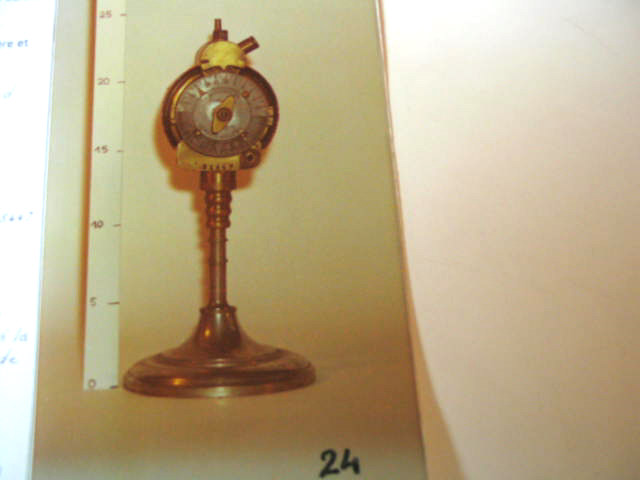  Collection ASPEG, pièce numéro 24 : Allumeur de bec de gaz
