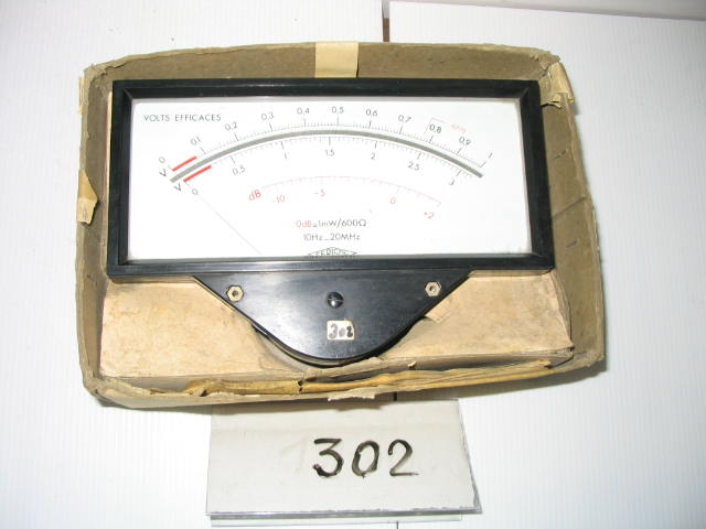  Collection ASPEG, pièce numéro 302 : Voltmétre