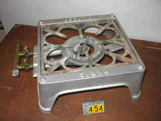  Collection ASPEG, pièce numéro 454 : Réchaud gaz carré