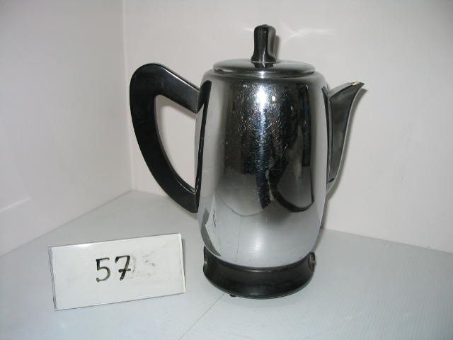  Collection ASPEG, pièce numéro 557 : Cafetière