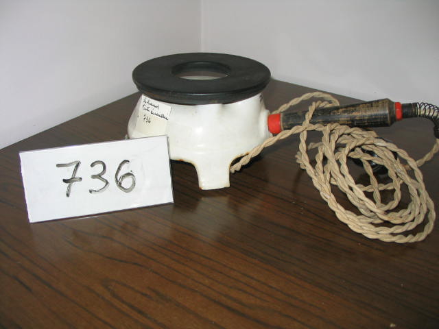  Collection ASPEG, pièce numéro 736 : Réchaud électrique