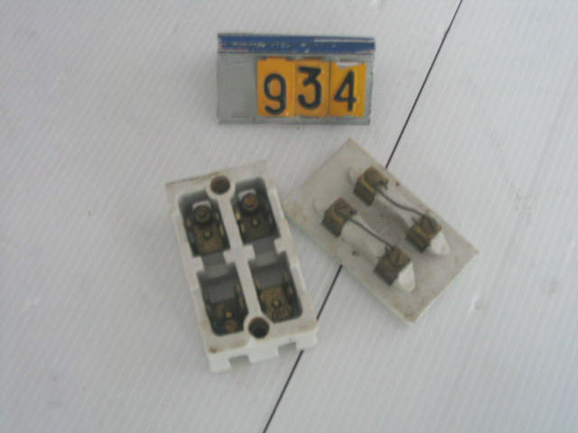  Collection ASPEG, pièce numéro 934 : Boite à fusible